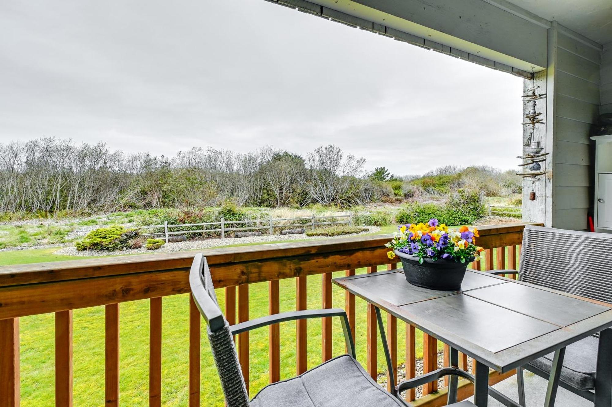 Ocean Shores Condo With Balcony Less Than 1 Mi To Beach! Dış mekan fotoğraf