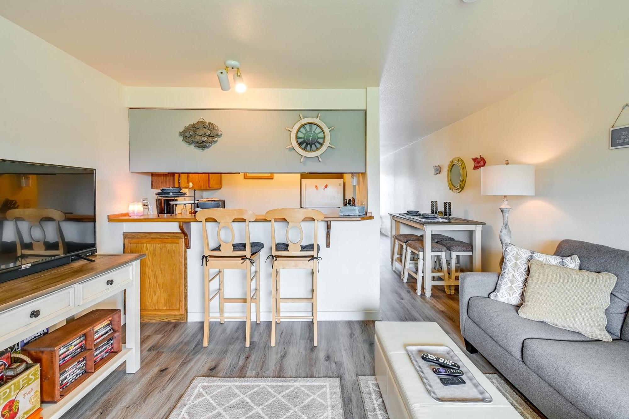 Ocean Shores Condo With Balcony Less Than 1 Mi To Beach! Dış mekan fotoğraf