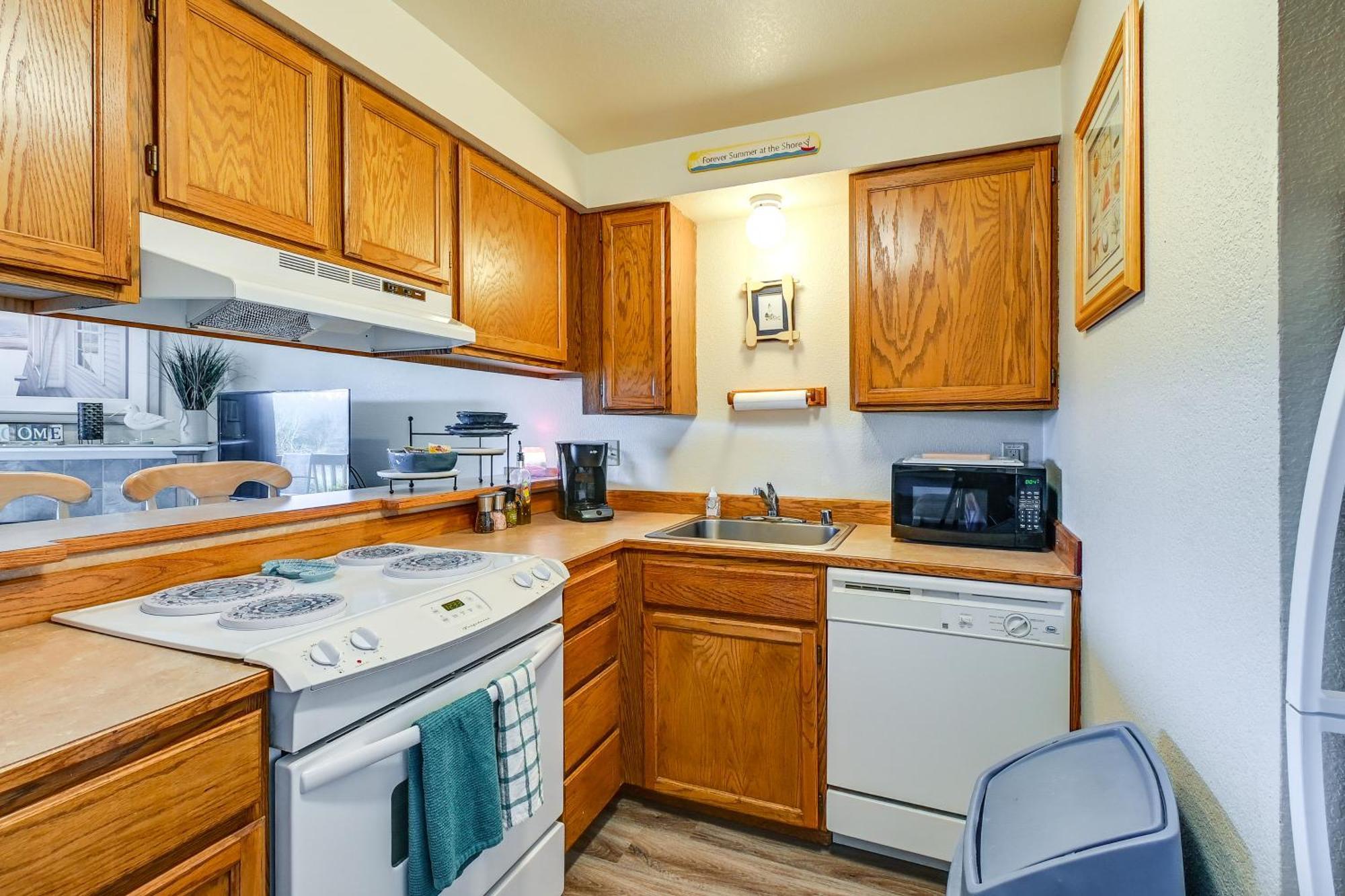 Ocean Shores Condo With Balcony Less Than 1 Mi To Beach! Dış mekan fotoğraf