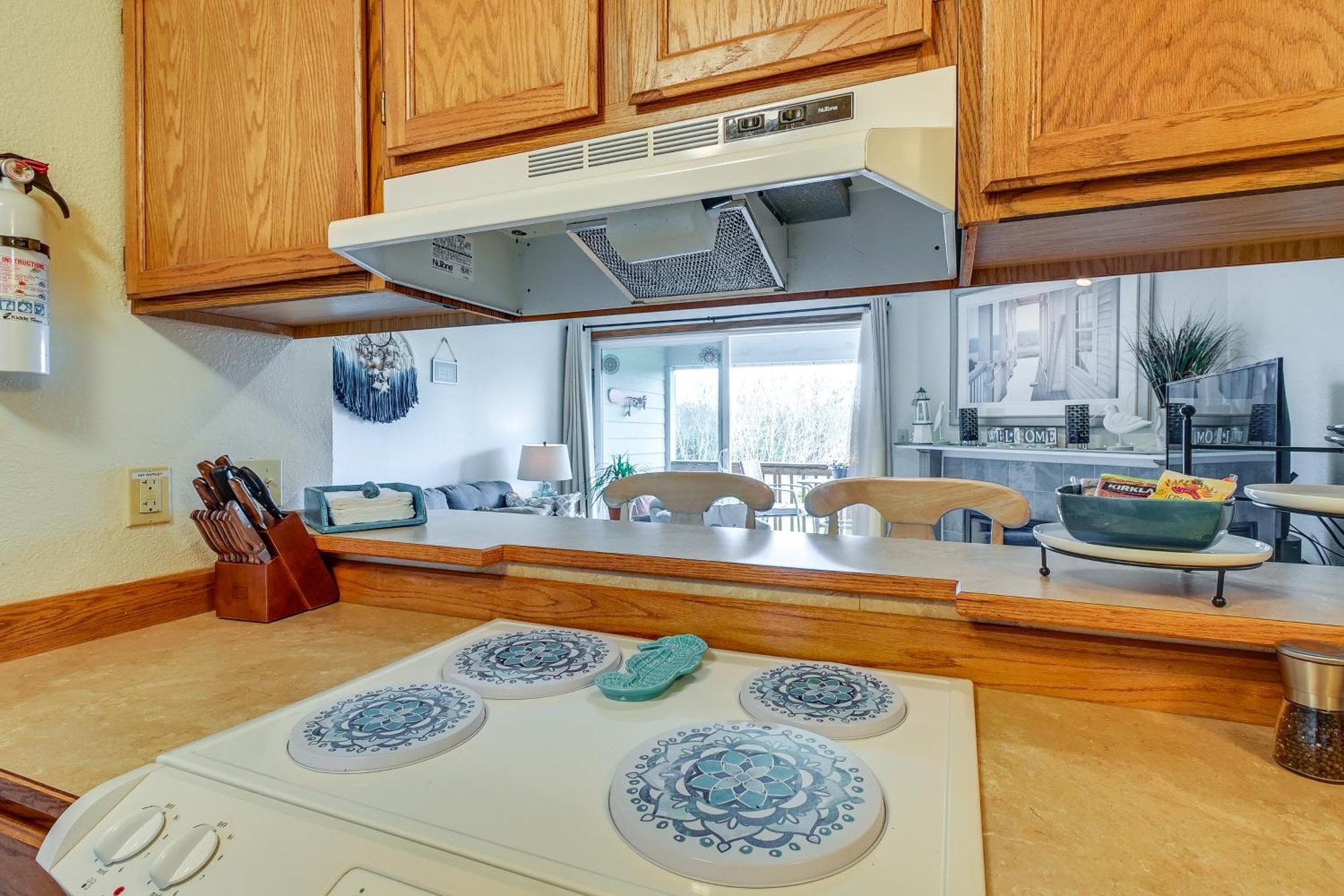Ocean Shores Condo With Balcony Less Than 1 Mi To Beach! Dış mekan fotoğraf